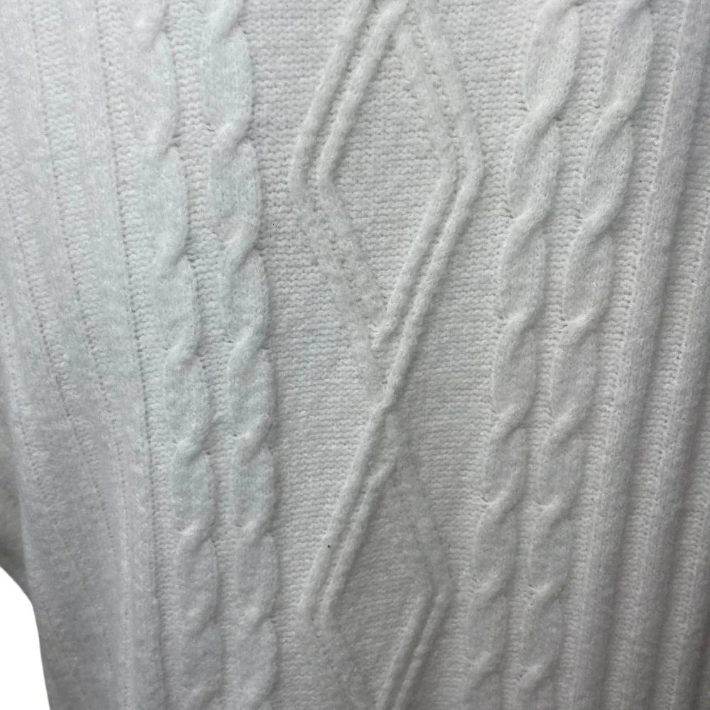 Cable Knit Sweater Vest Cream V Neck Preppy Coastal Grandpa Core Medium